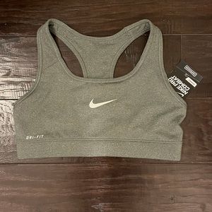 \Women’s Nike Dri-Fit Compression Sports Bra, SMALL